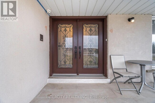 Photo du bâtiment - 14394 Bramalea Rd