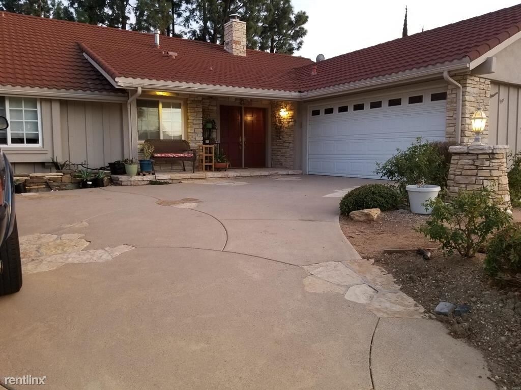 Building Photo - 4 br, 3 bath House - 6614 Tamarind St