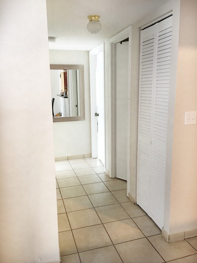 Foto del edificio - 7703 Camino Real