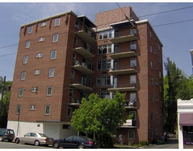 Photo - 125 Trapelo rd Apartment