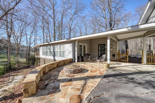 Building Photo - 3035 Skeenah Gap Rd