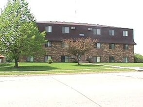 Building Photo - 1305 Sunset St