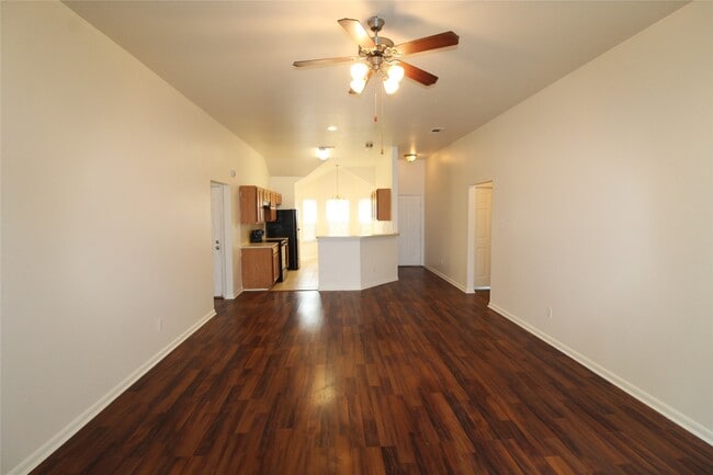 Building Photo - 17839 Bullis Gap Dr