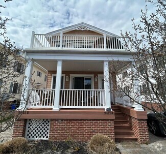 Building Photo - 9411 Winchester Ave