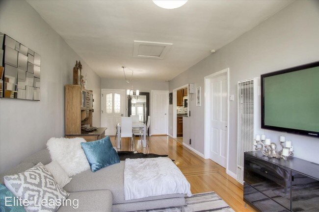Building Photo - 2 br, 1 bath Apartment - 249 Rose Street