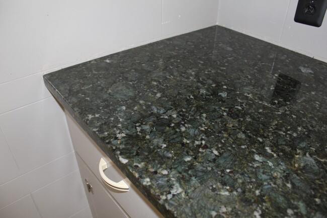 granite counter tops - 459 Main St