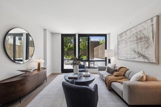 Building Photo - 2525 Van Ness Ave