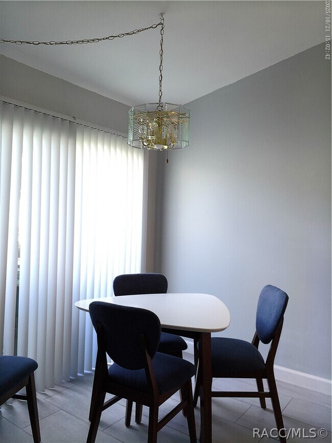 Foto del edificio - 1871 Arrowwood Ln