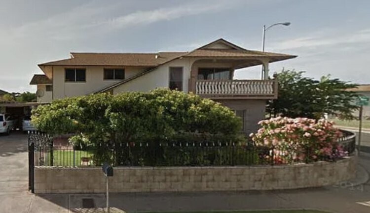 Primary Photo - 91-1001-1001 N Rd