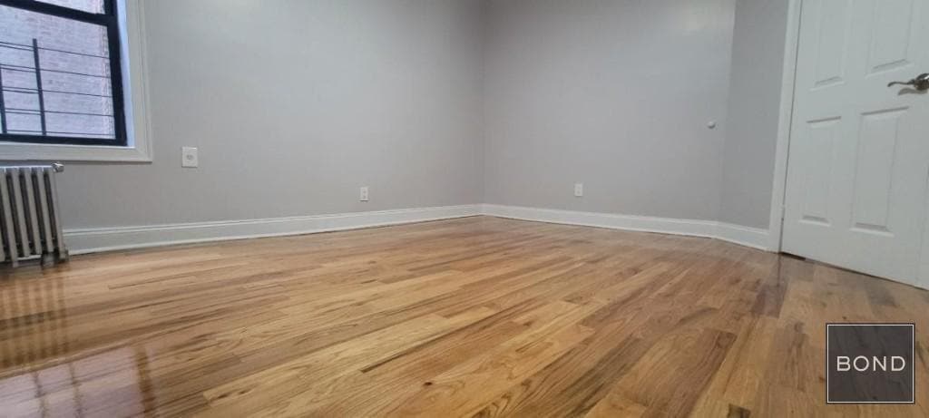 Building Photo - 529 W 179th St
