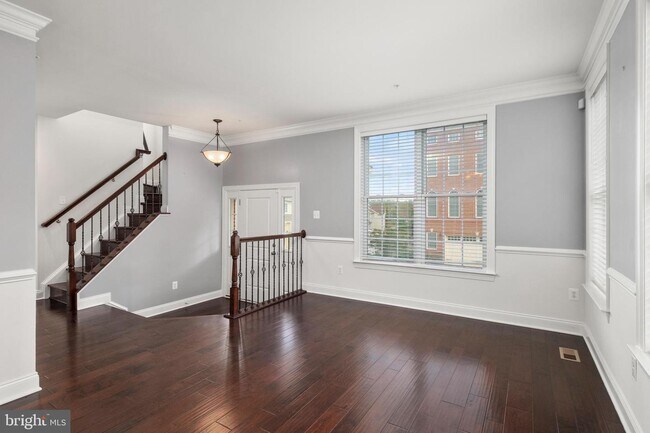 Building Photo - 2501 Cherry Tree Rd