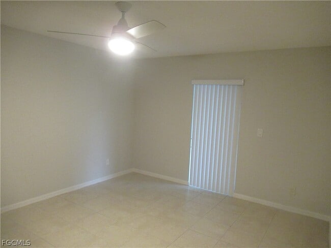 Foto del edificio - 926 SE 8th St