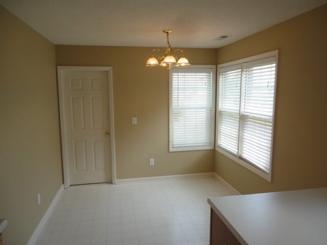 Building Photo - 4817 Mocha Ln