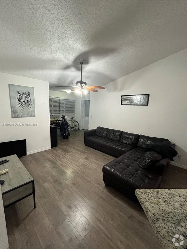 Cheap Isles at Lago Mar Condominium Apartments for Rent Plantation