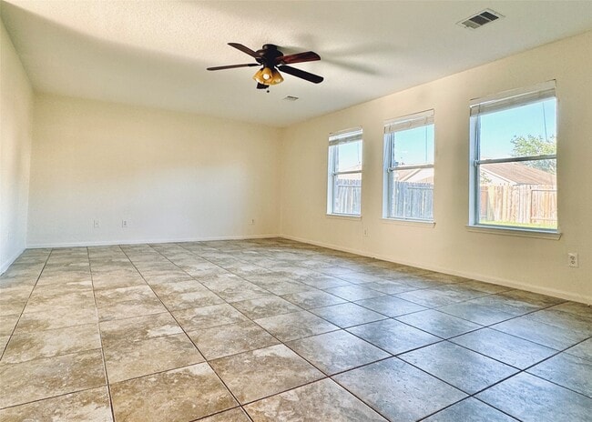 Building Photo - 5906 Llano Creek Dr