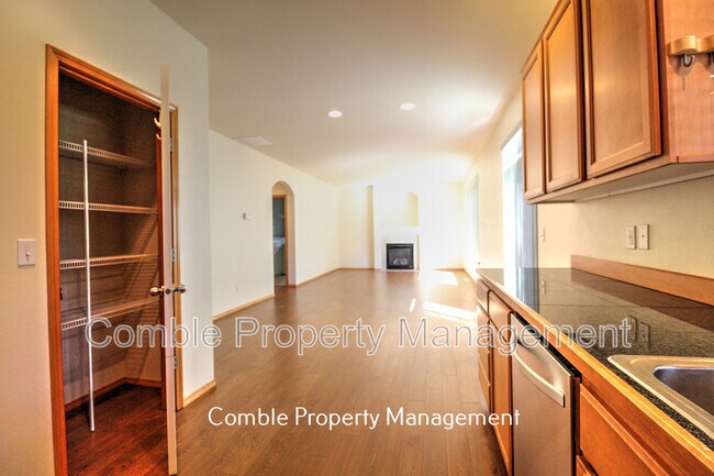 Foto del edificio - 16115 40th Ave SE