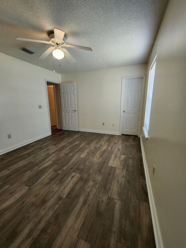 Foto del edificio - Brookside Subdivision