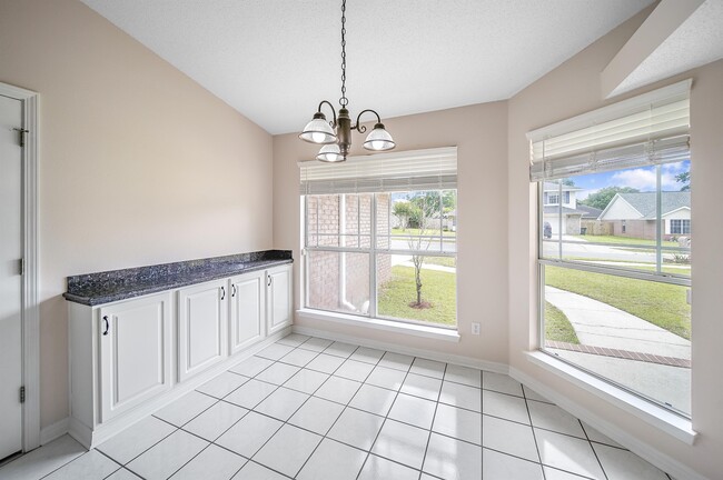 Building Photo - 2308 Caddy Shack Ln