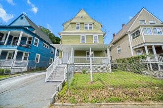 Building Photo - 220 Hillside Ave
