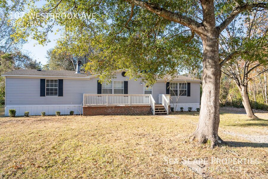 Foto principal - *STUDENTS WELCOME* Updated 3Bd/2Ba Home ne...