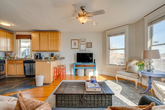 Foto del edificio - 2503 Broadway