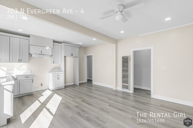 Building Photo - 703 N Evergreen Ave