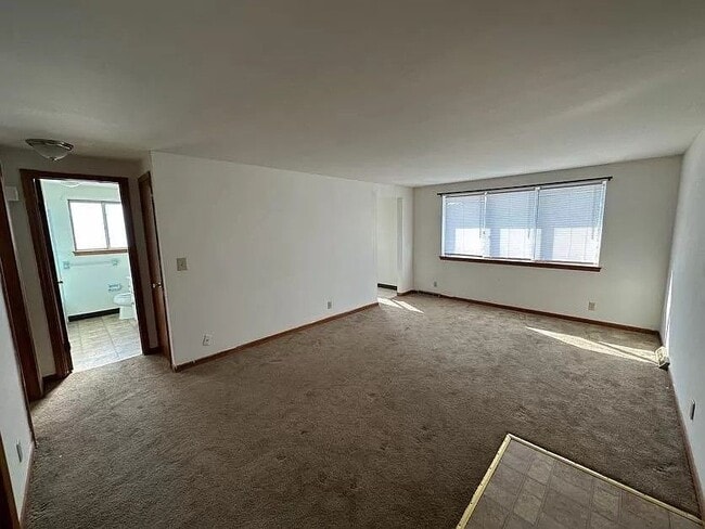 Building Photo - 1200 Countyline Rd