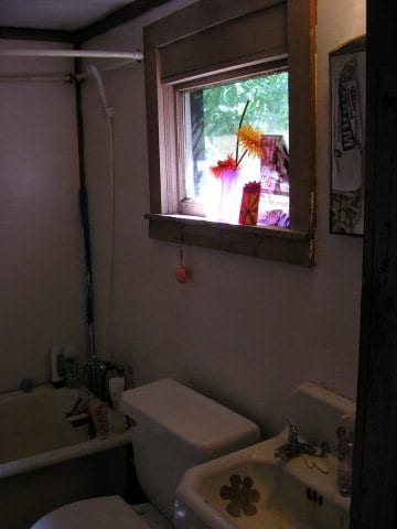 this the bathroom - 2486 East Ave