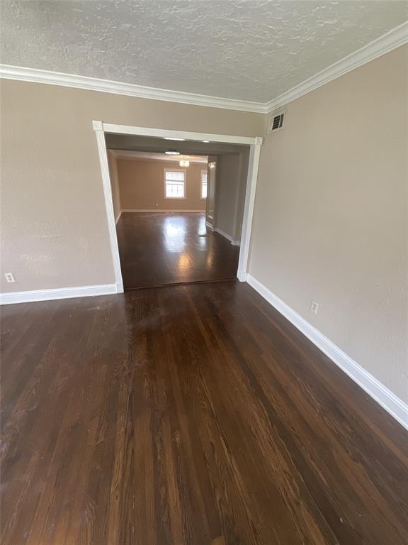 Foto del edificio - 838 E 29th St