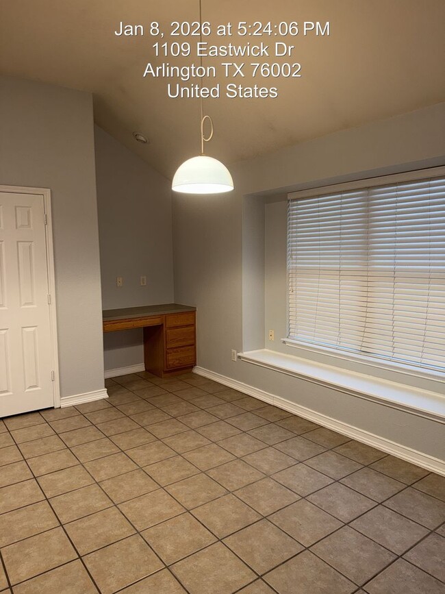 Building Photo - 1109 Eastwick Dr