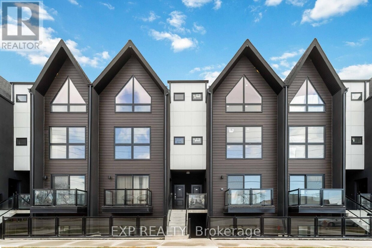 Primary Photo - 7277-7277 Wilson Crescent