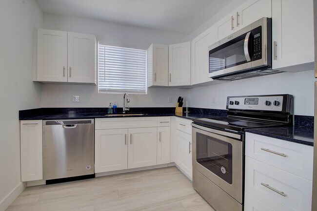 Foto del edificio - 753 NW 30th St