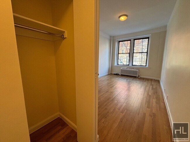 Foto del edificio - WEST 72 STREET