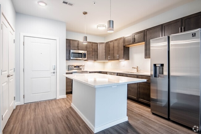 3HAB, 2BA - 1211SF - Stony Acres