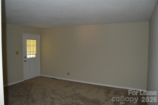 Foto del edificio - 221 Kelly St