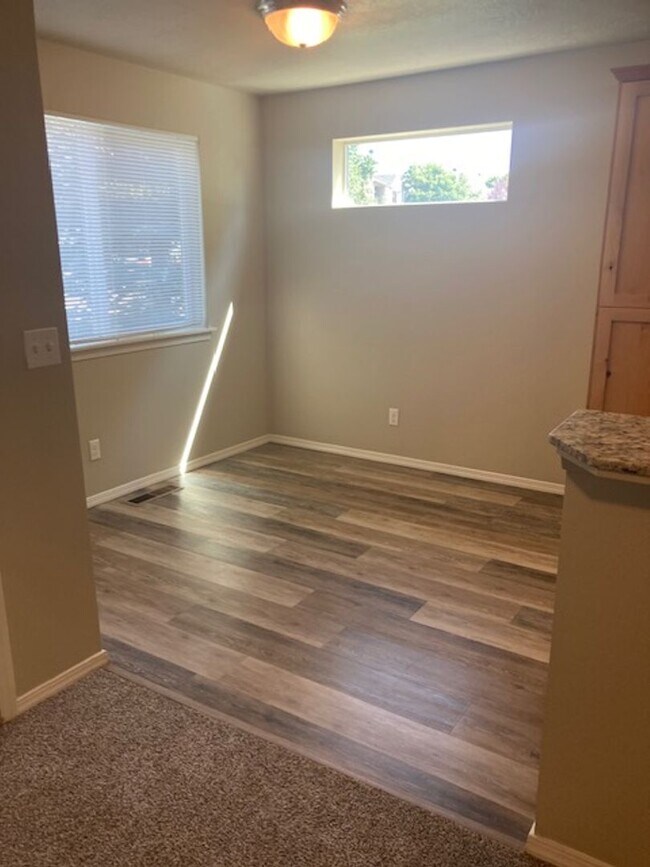 Foto del edificio - 6701 W Colehaven Dr