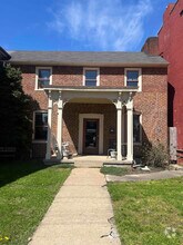 Building Photo - 263 N Limestone