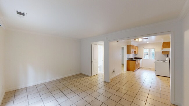 Building Photo - 18233 Happy Ln