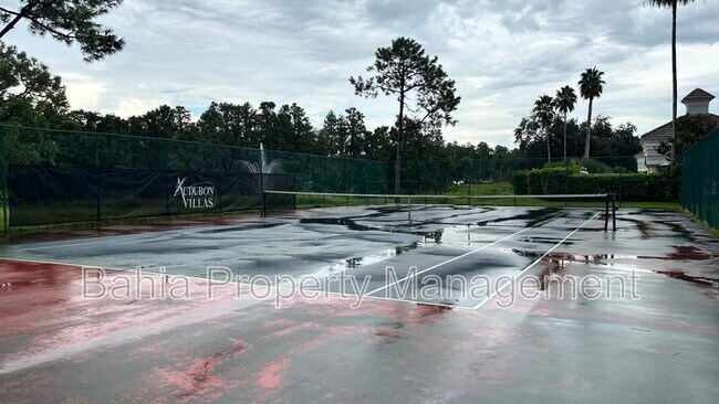 Foto del edificio - 13803 Fairway Island Dr