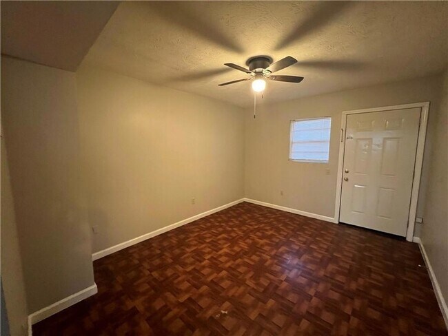 Foto del edificio - 2222 Florida Ave