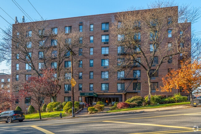 Highview Condominium