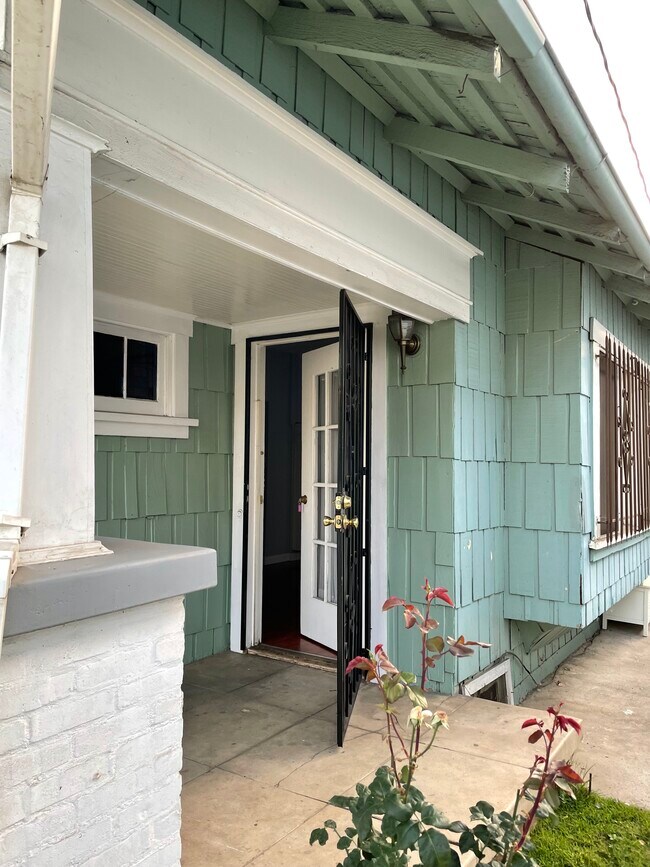 Foto del edificio - 1243 N Edgemont St