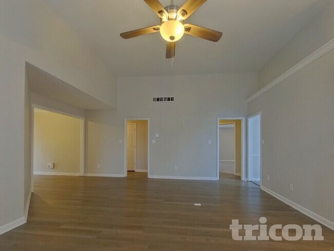 Building Photo - 3435 Emily Pl