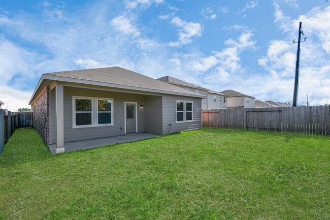 Building Photo - 7802 Carrotwood Ct