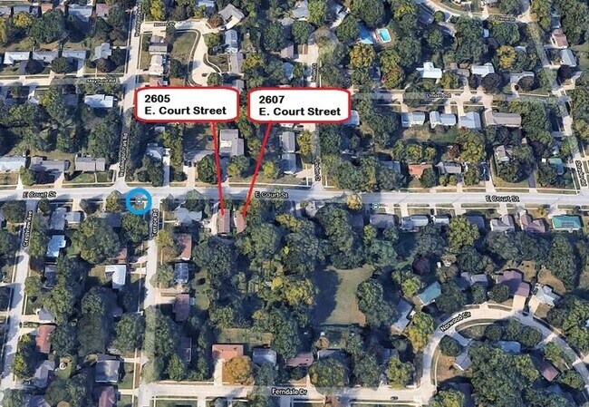 Building Photo - $995 | 2 Bedroom, 1 Bathroom Apartment | C...