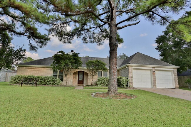 Foto del edificio - 7110 Yardley Dr