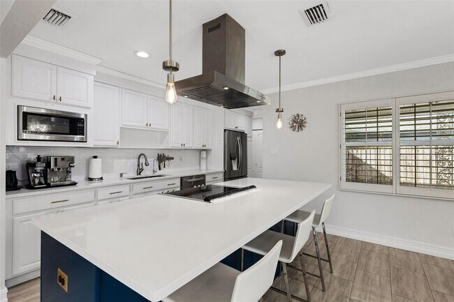 Foto del edificio - 2914 W Lake Ave