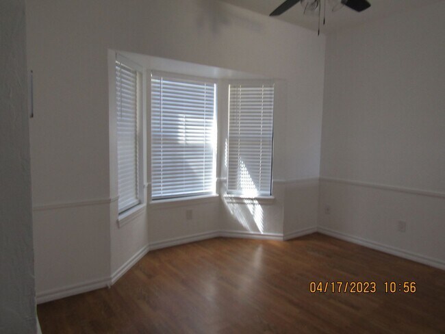 Foto del edificio - 4104 SW Wendy Dr