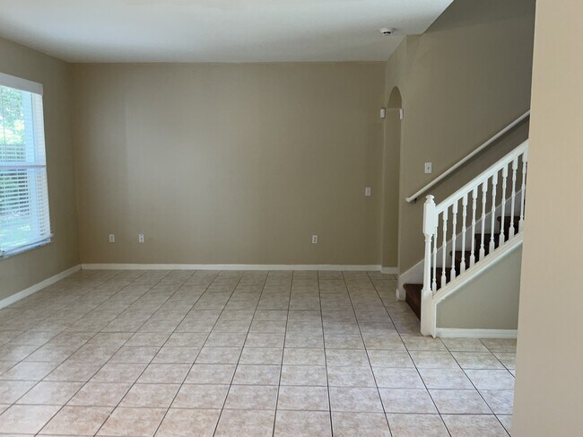Building Photo - 2804 Spring Meadow Dr
