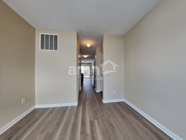 Foto del edificio - 10024 Oriole Ct